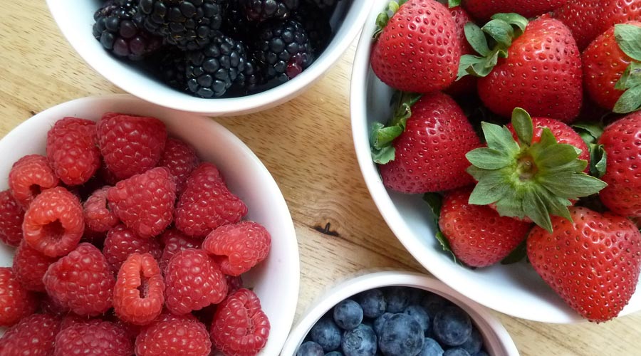 Flavonoid rich foods such as berries may help combat erectile dysfunction